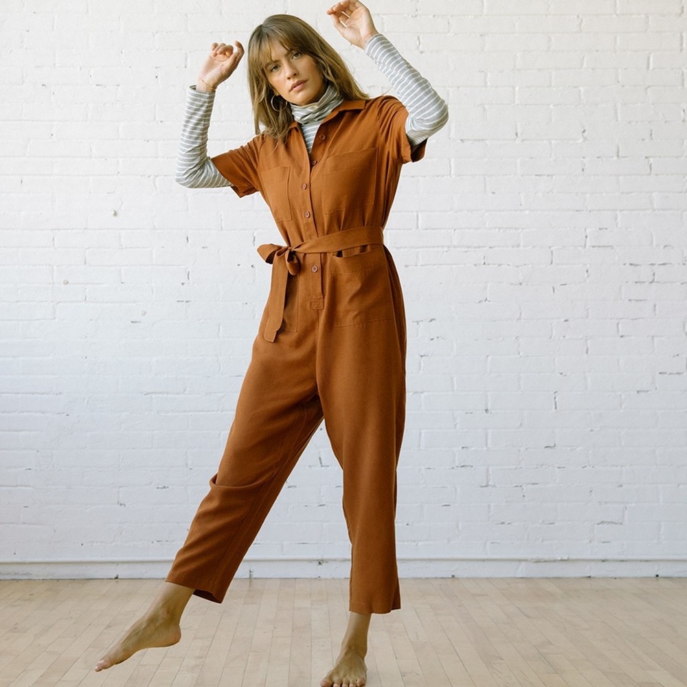 Tradlands Finn Jumpsuit in Clay with a waist belt. Tencel and linen.